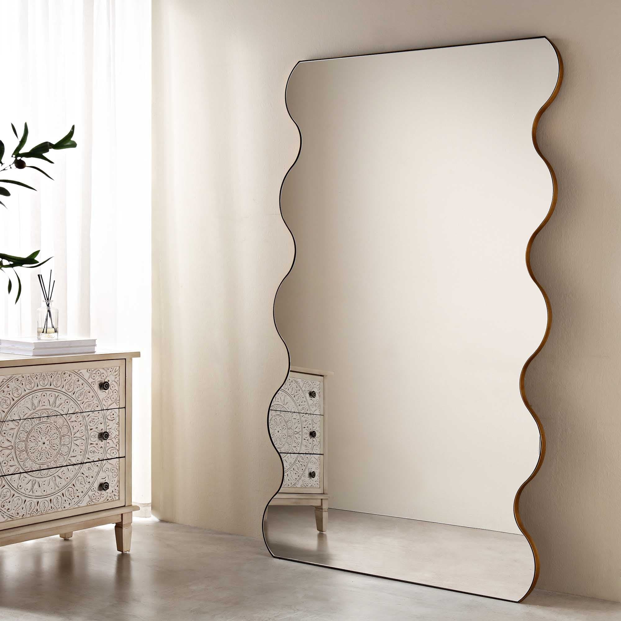 Luisa Wavy Curved Full length Mirror 180 x 110 cm, Gold